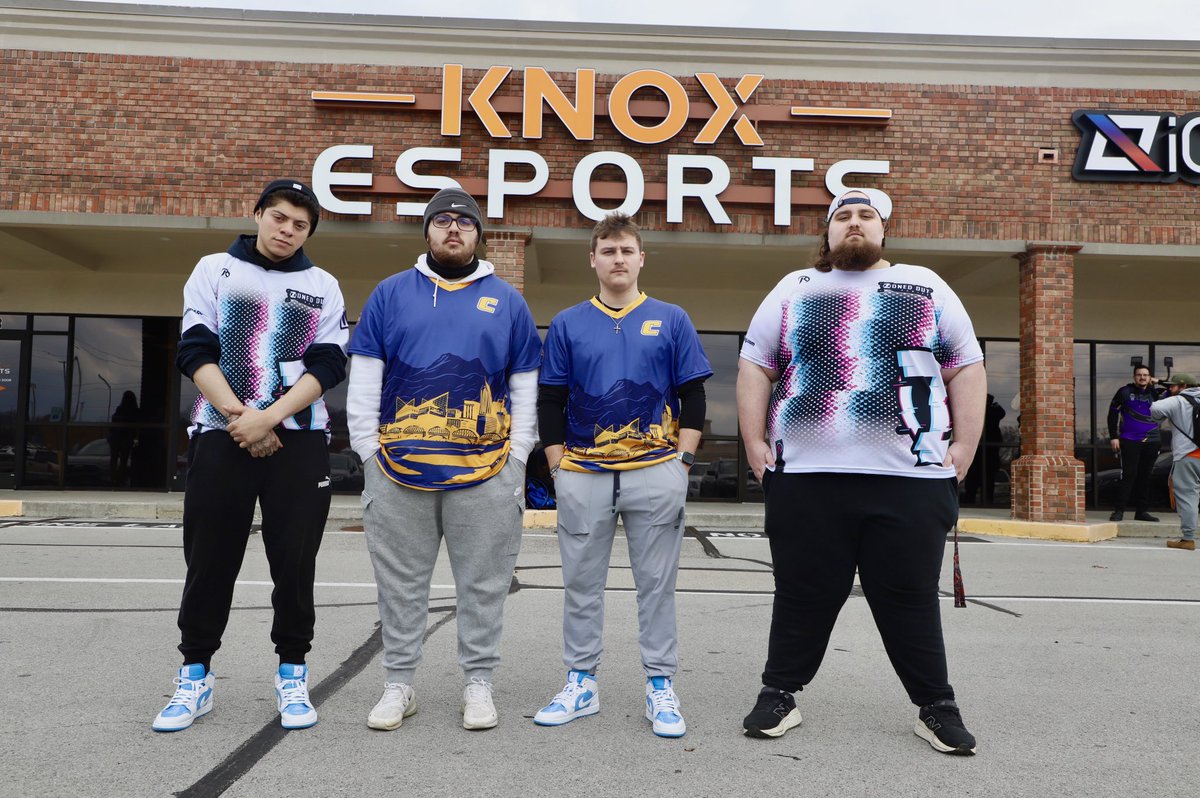 ZonedOutGaming's tweet image. We are LIVE from the @WhiteLeopardGG Winter LAN! 🔥

Make sure you tune into the @KnoxEsportsTN stream to follow our group progress! 🤝

🎮 @ReDChase_ 
🎮 @YokaiCoD 
🎮 @Shinobiithegoat 
🎮 @Corona2V 

twitch.tv/knoxesports

#InTheZone #UTCMocs #ZXG #Esports #CallofDuty…