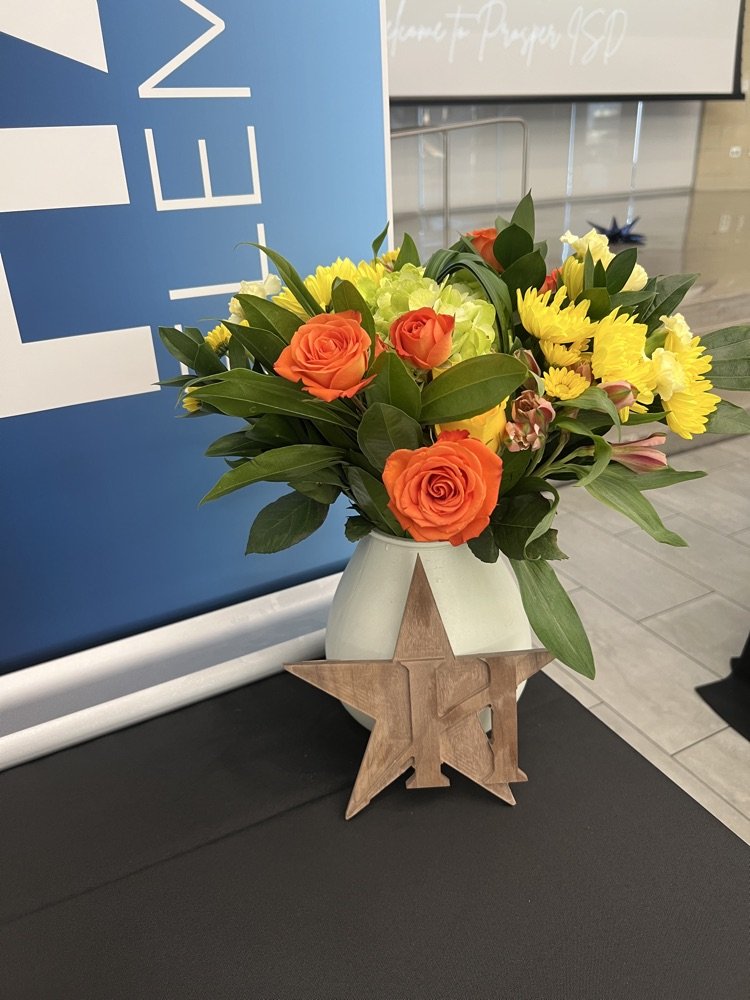 Hall Elementary School tweet media