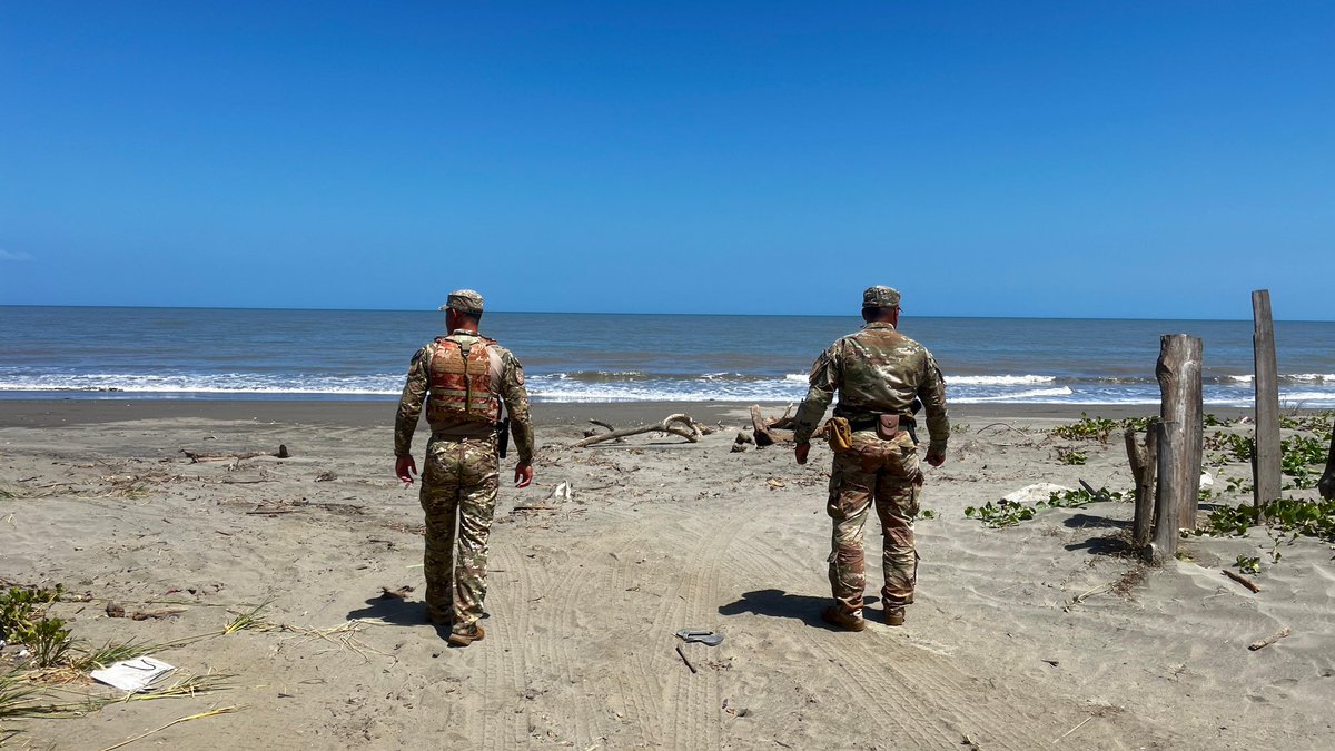 Servicio Nacional Aeronaval de Panamá tweet media