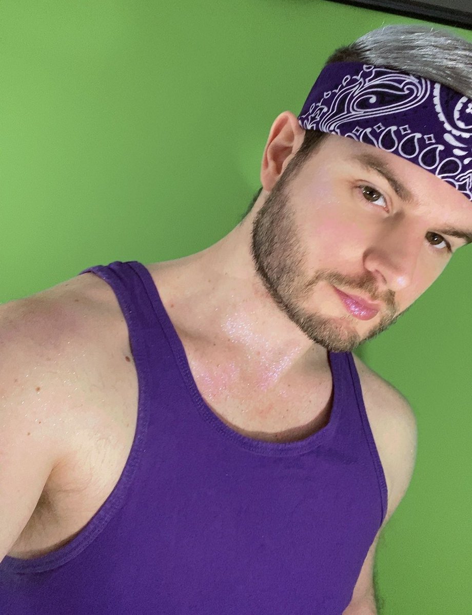 ARTPOPxGUY's tweet photo. Hi how are ya?! 🤭 https://t.co/NPbtNiFPTb
