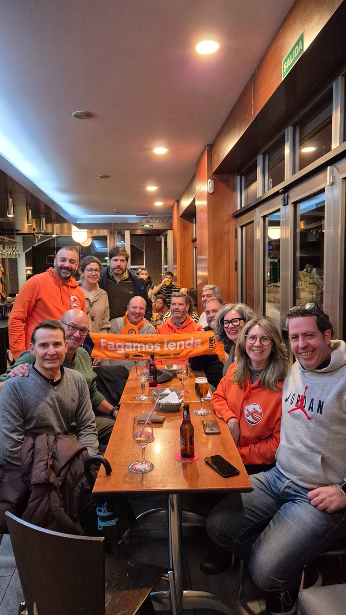 Viendo el partido en el Oasis esperando que  no nos ataque el picudo 🌴
#vamosLeymavamos