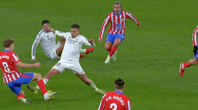 Archivo VAR tweet media