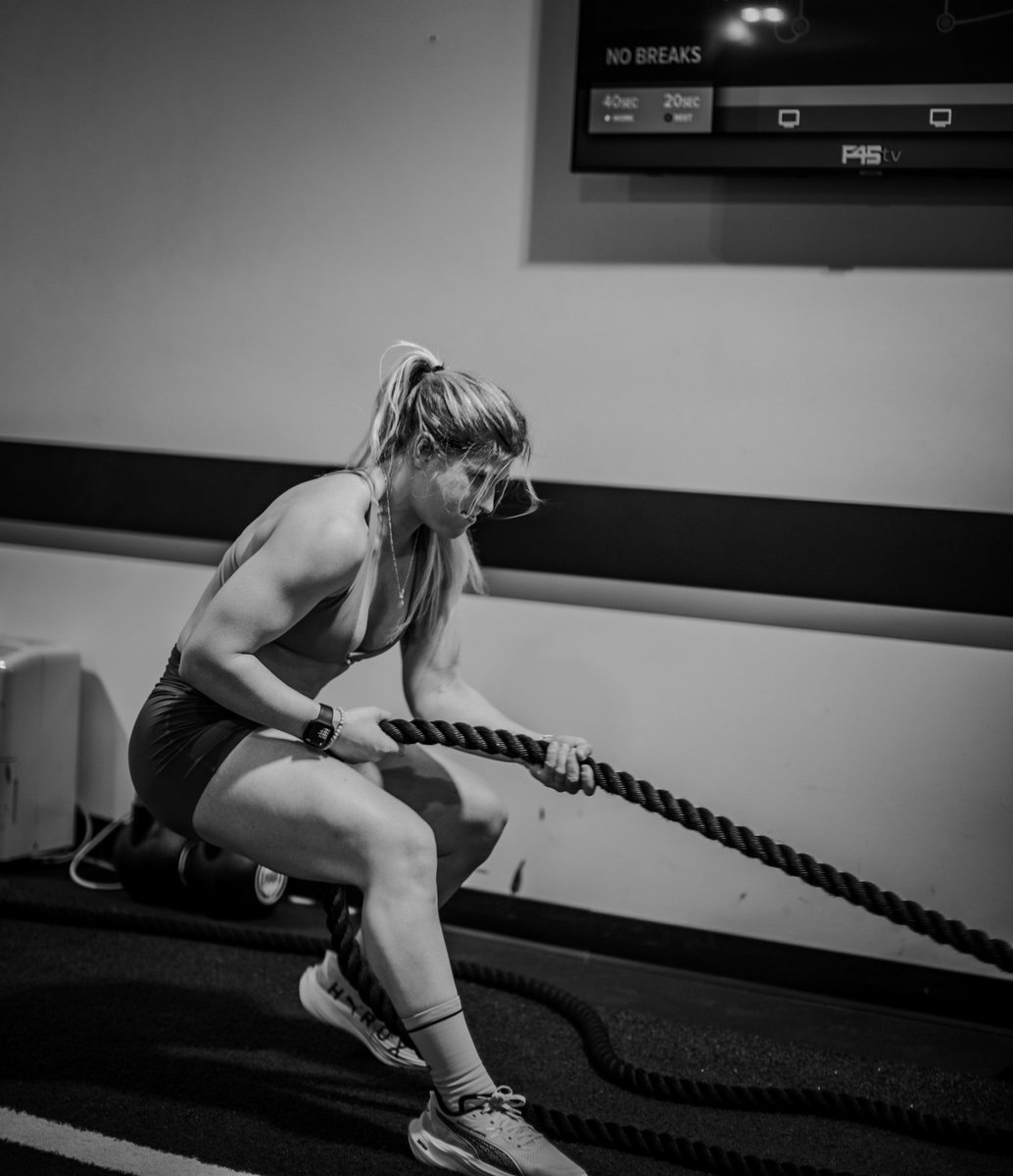 Xavierwwe24's tweet photo. F45 Last Set Best Set https://t.co/JZJuyzuhNl