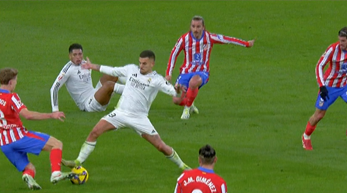 Archivo VAR tweet media