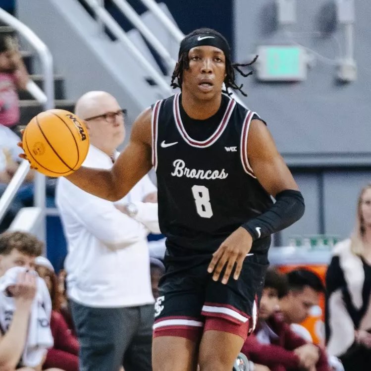 Elijah Mahi is one of my favourite bets to take a leap into draft talks in 2026. The 6’6 wing out of Santa Clara had a phenomenal game vs San Diego putting up 

28 points
7 assists
6 boards 
9-11 FG
3-3 3P
7-10 FT

Such an awesome wing prospect, does a little bit of everything