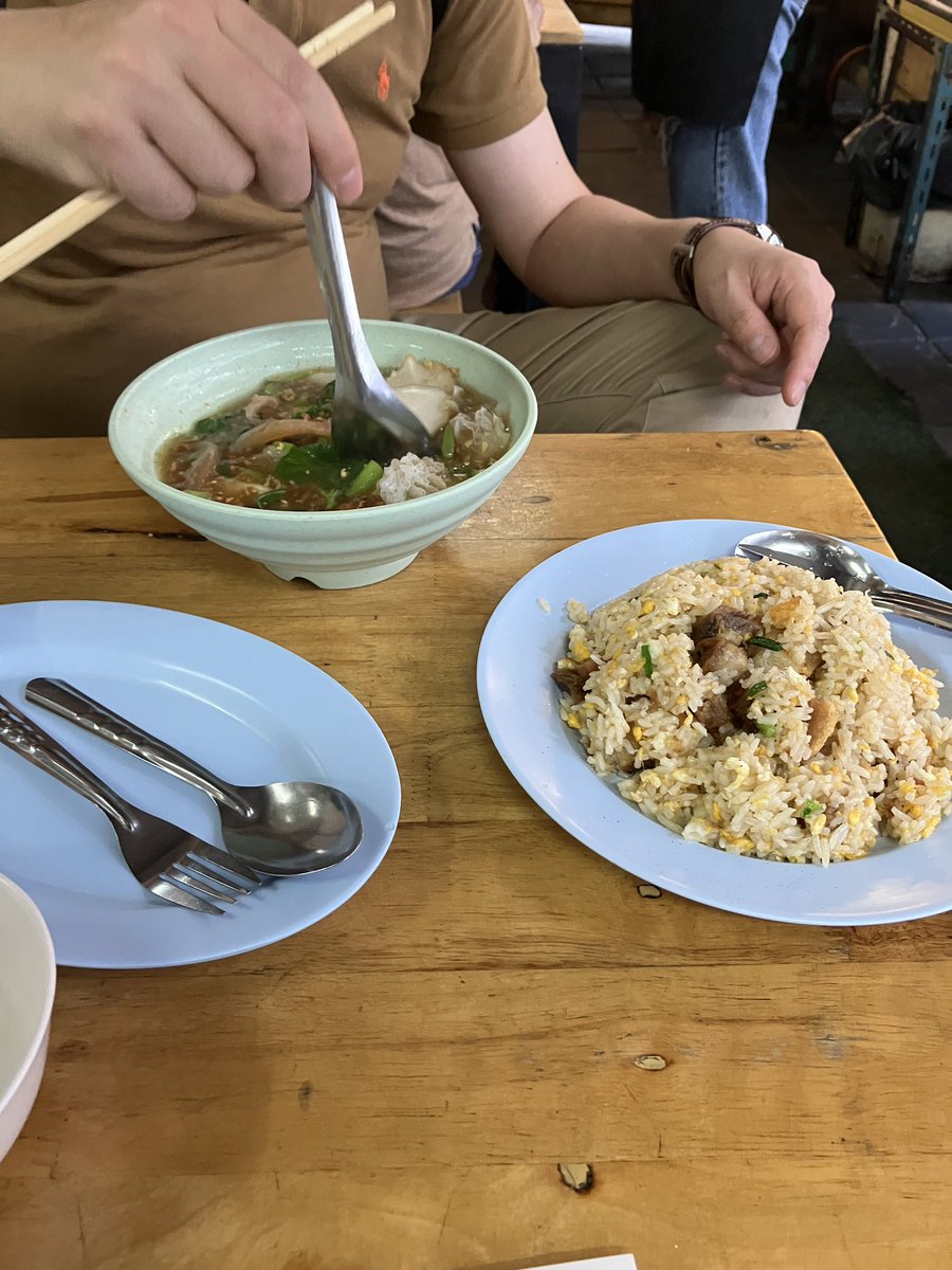 今日から仕事の前乗りで3回目のバンコクです🇹🇭
朝でも24℃あって、日本とは打って変わって半袖で過ごしてます☺️
しばらくおっπはお預けでお仕事頑張ります
＃ドールcollection ＃等身大ドール