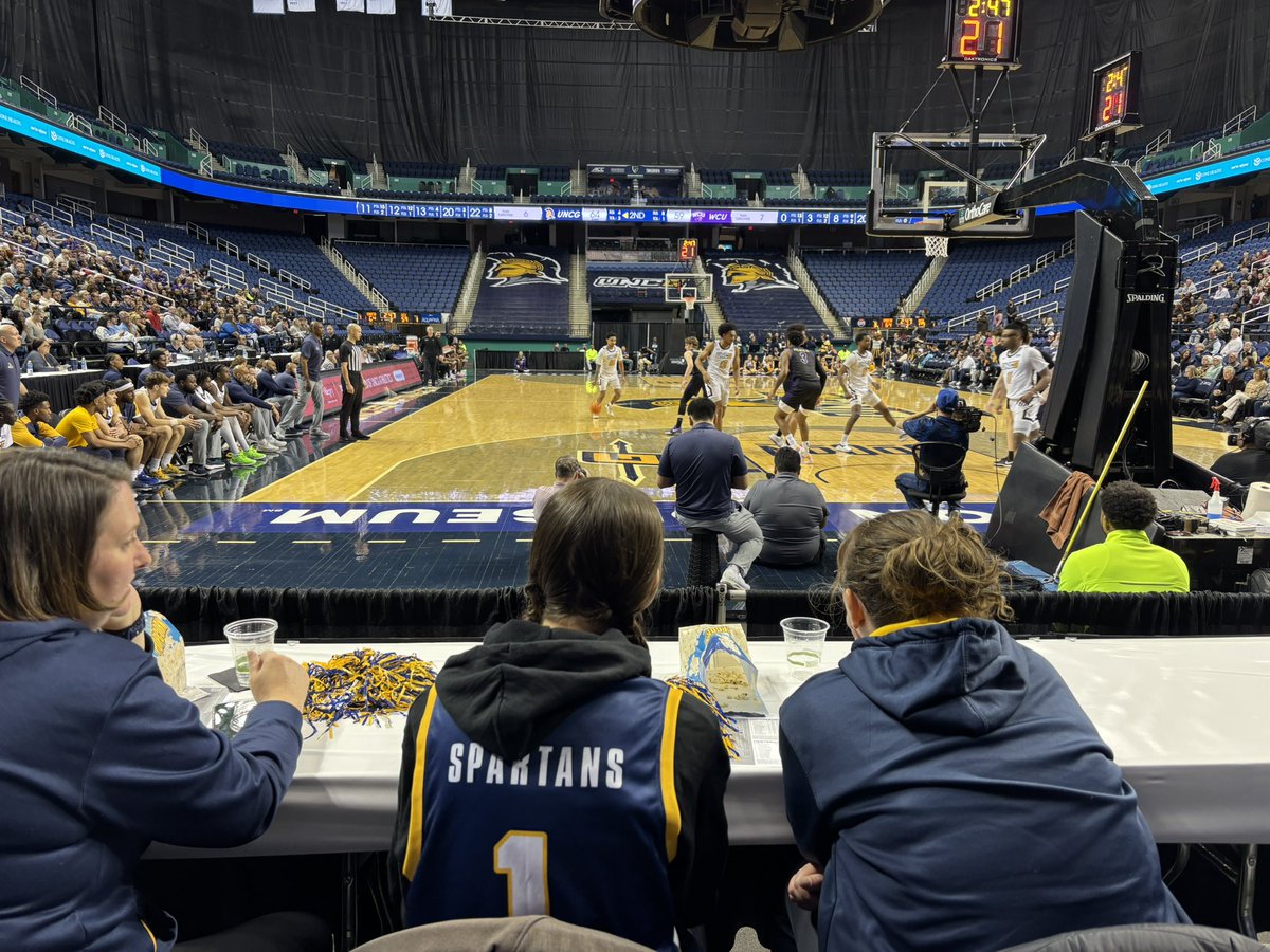 MitchCroatt's tweet photo. Within the last 24 hours I got to watch @UNCGSoftball play three games (including a victory over UConn) and hosted @GreensboroNano in the Spartan Spot to watch @UNCGBasketball beat Western Carolina. Great weekend so far! @UNCG https://t.co/vi7B03Yg52