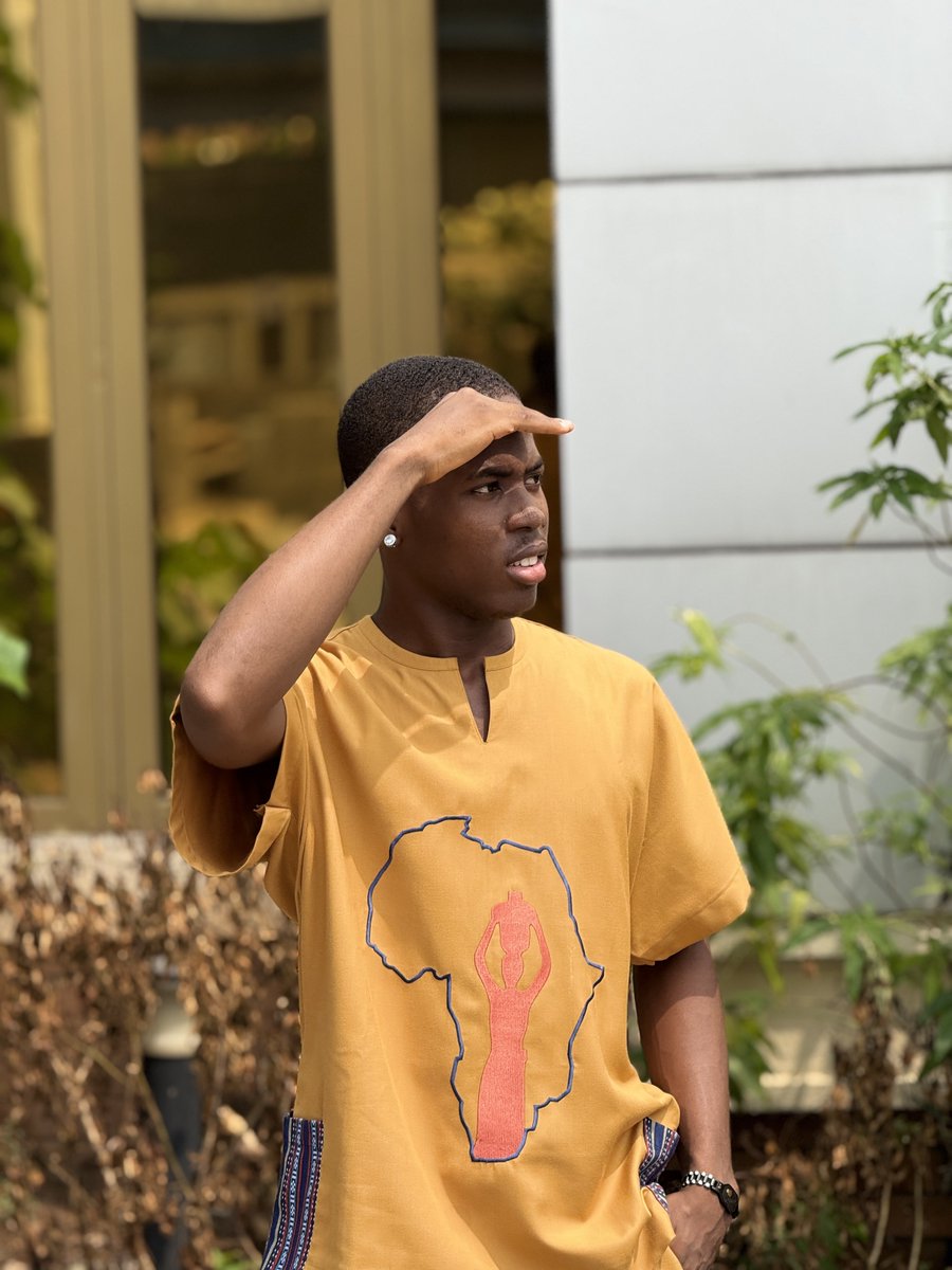 TheRichGift_'s tweet image. I'm not where I wanna be, but I thank God I'm not where I used to be🙇
I'm blessed to be alive today.
Happiest Birthday CHINEDU🎂❤️
Outfit: @gudysvogue
#itstoolatetofail #wearetooloadedtobeempty #richgift #explore #outfit #fypviraltwitter #whatGodcannotdodoesnotexist