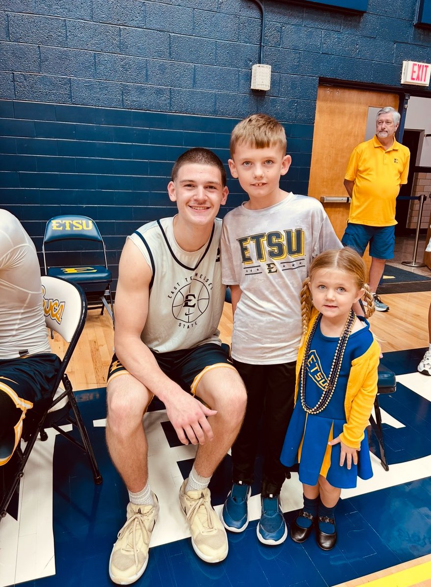 Bucfan4lifeBeth's tweet photo. @Scottejohnson12 @MakiJohnson3 Buc Nation so proud &amp; loves @MakiJohnson3 My grandson thinks he’s pretty Special 💙💛 https://t.co/m5klwIXPln
