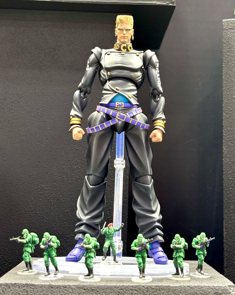 Keicho Nijimura, Bad Company, and Wekapipo's Super Action Statue