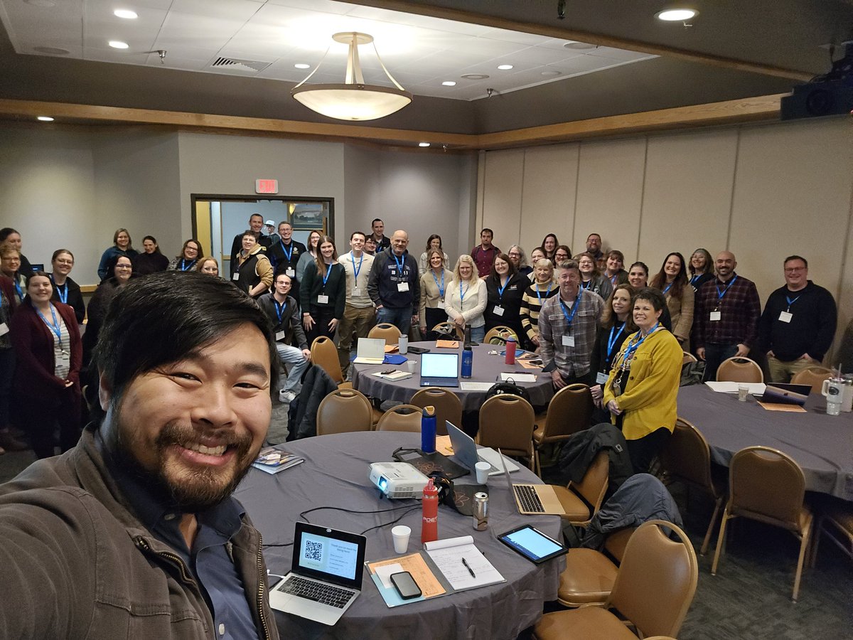 howie_hua's tweet photo. Thank you so much, South Dakota math and science teachers! It was a joy and an honor to share with all of you. https://t.co/vARcekmu2k