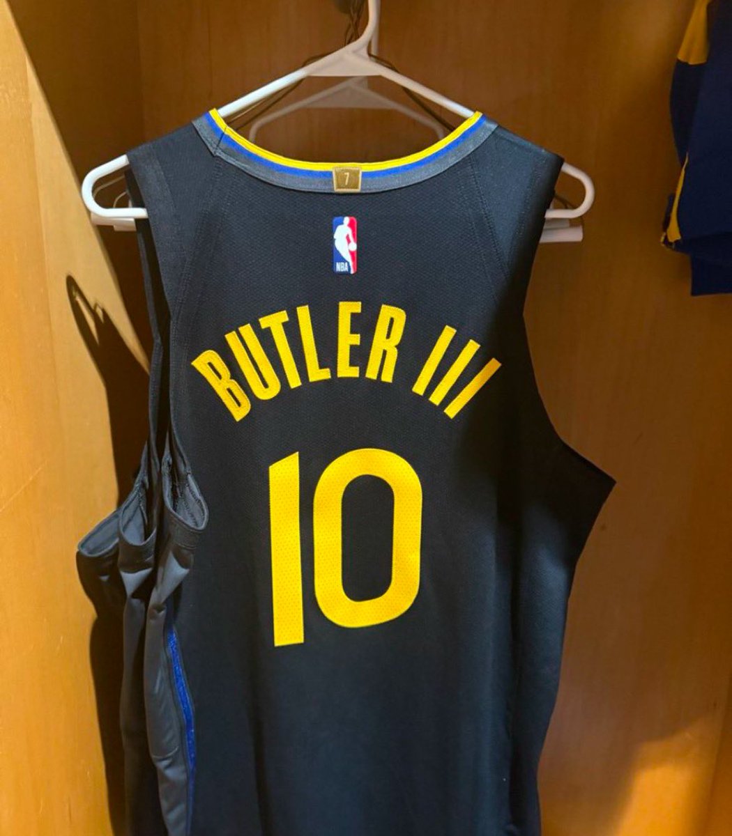 miaheatwave's tweet image. Picked the incorrectly printed over the correct one? #attentionseeker