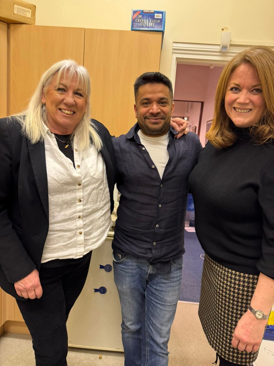 Amanda Solloway (@asollowayuk) on Twitter photo What an incredible night with one of the best curries ever!
Thank you <a href="/BurtonUttoxBlue/">BurtonUttoxeterCons</a>, my wonderful friend Kate Kniveton and of course the amazing chef, Sunit Parandare. So yummy! What an incredible night with one of the best curries ever!
Thank you <a href="/BurtonUttoxBlue/">BurtonUttoxeterCons</a>, my wonderful friend Kate Kniveton and of course the amazing chef, Sunit Parandare. So yummy!