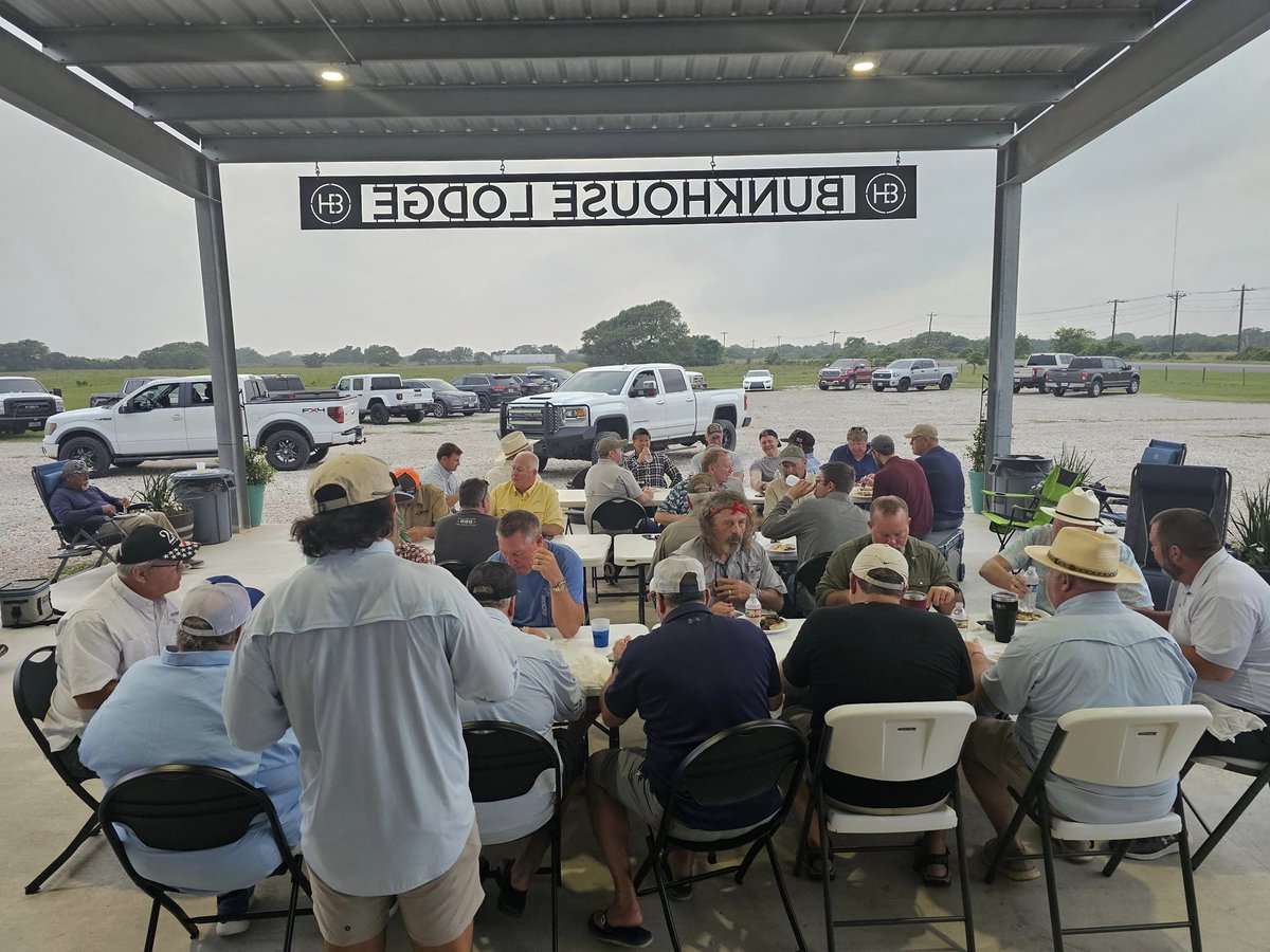 💥Warmer weather is finally here!!! 💥

If you're looking for the best lodging on the Texas Gulf Coast........this is it.

- We are the newest lodge and event facility in the area
- We are the most modern facility in the area
- We are the most spacious facility in the area
- We