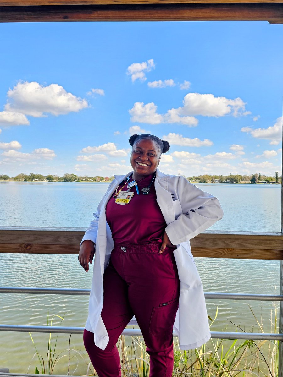 "I am so proud of myself!!" &lt;- This is something I don't tell myself enough... so I'm going to start now.⁣
⁣
Happy National Black Women Physician's Day!⁣
⁣
#doctor #FamilyMedicine #LunchBreak
