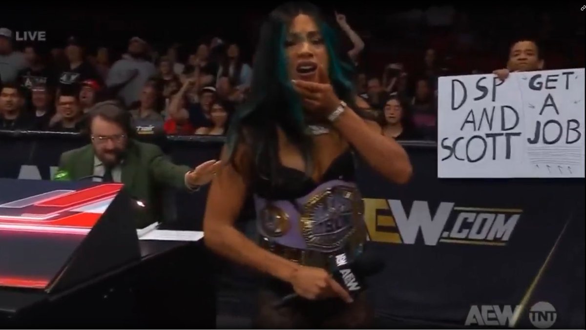 They gave <a href="/RyDrake6/">Ry Drake</a> better seats cause his sign is so good. 🤣🤣🤣🤣 #AEWCollision