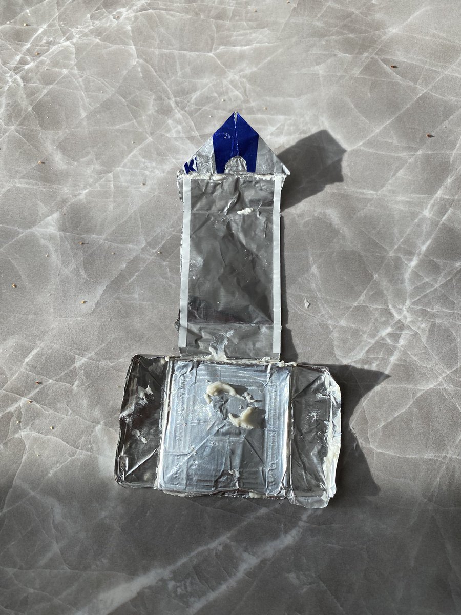 MailNetMN's tweet image. Whats this shape? @kiri cheese