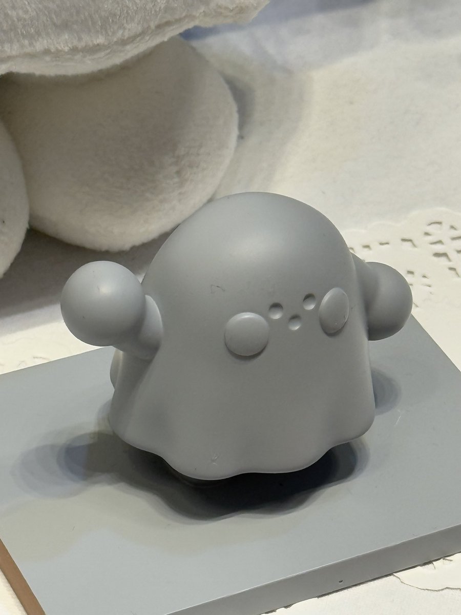 K-일러스트레이션페어 4일차 오픈 완료!

티셔츠는 품절되었습니다🥹 피규어와 원화 등 다양한 상품 구경 가능하니 놀러오세요!