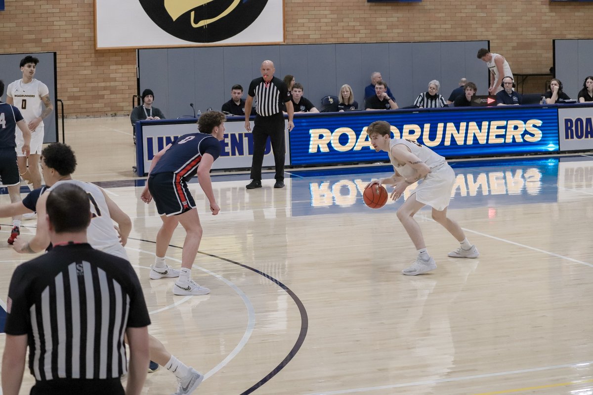 [Men's Basketball] Beaks Top Mt. Hood 81-73 athletics.linnbenton.edu/x/stofq @lbccmbx