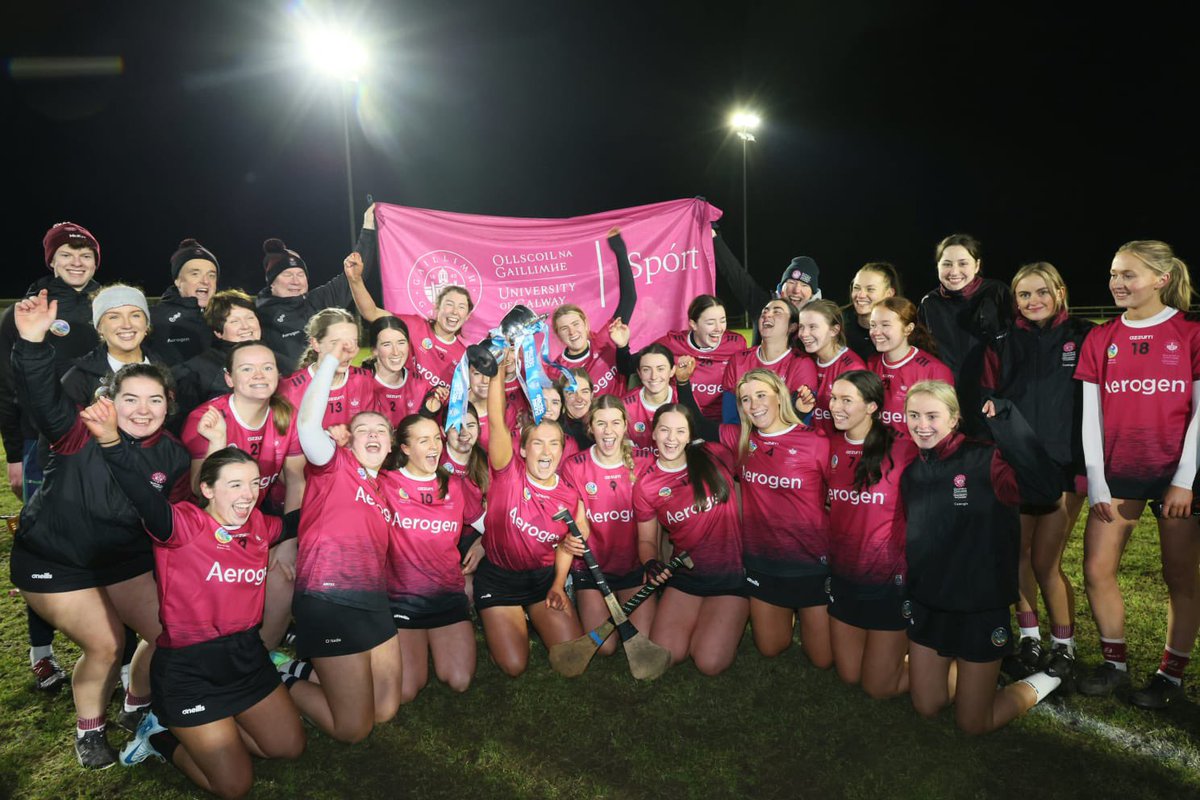GalwayCamogie96's tweet photo. Congrats to @Camogie_OG who overcame Ulster University Magee in the Uí Mhaolagáin cup final this evening in Bekan! 

The side were captained by Rachael Linnane and Aoife Dooley. The player of the game was Lisa English! 

A great finish to a great day for https://t.co/mJohcfhJM1