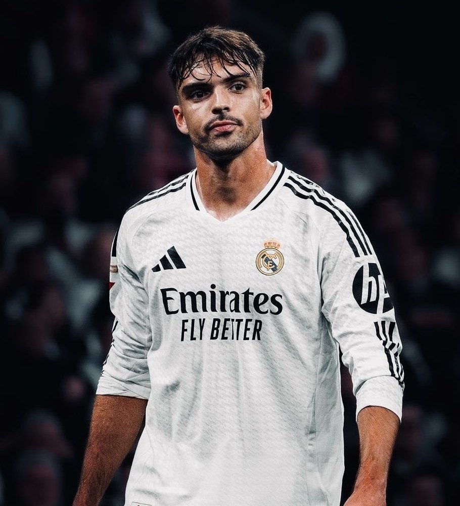 Les deux qui tiennent ce Real Madrid à bout de bras.

Patron de l'attaque et de la défense.