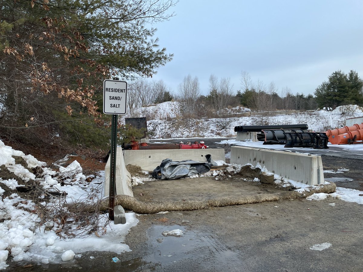 Hopkinton DPW tweet media