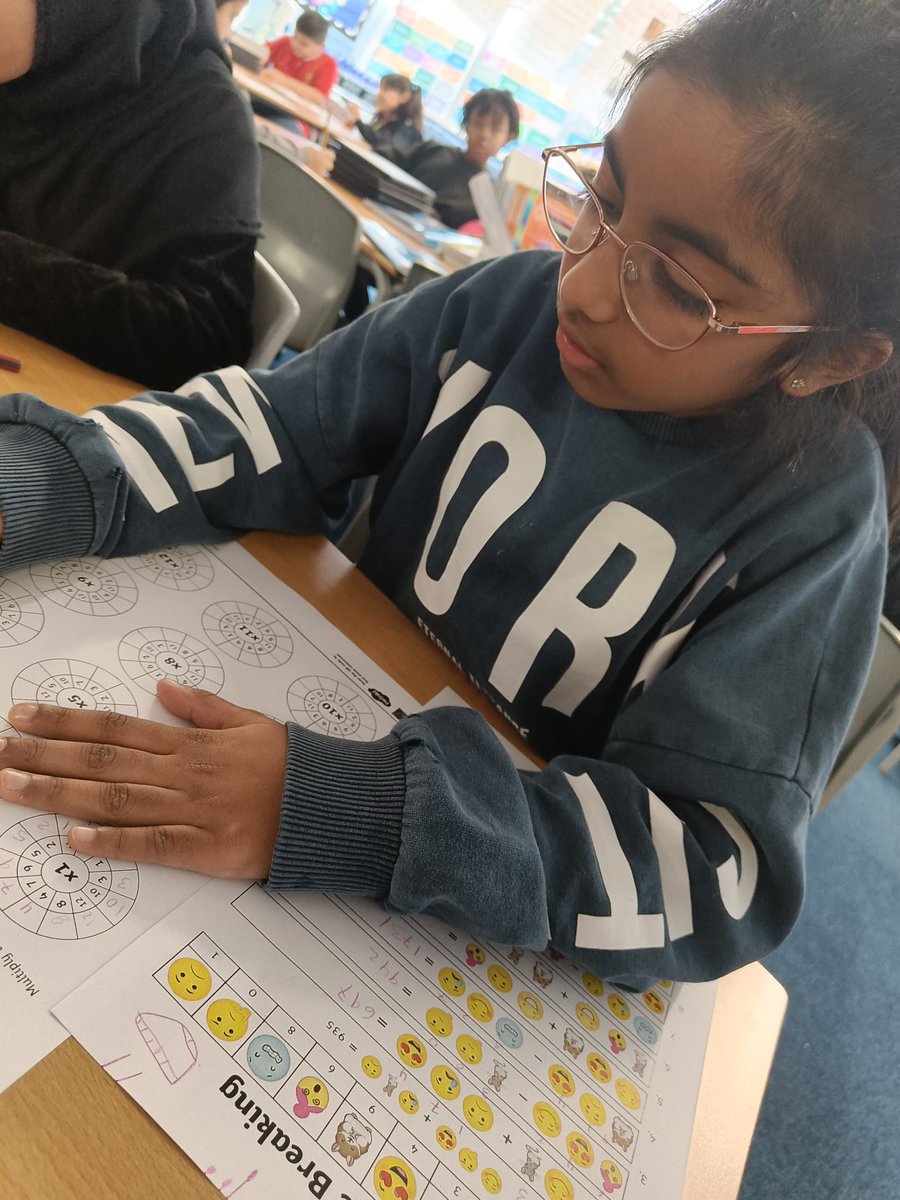 MissEChadney's tweet photo. #LLF4EC thoroughly enjoyed completing some fun number based activities to to celebrate number day on Friday 🔢🎱🎲 @NSPCC @lea_forest_info @Lift_Lea_Forest @LLF_DHT @LiftSchools https://t.co/y2ujMUGI24
