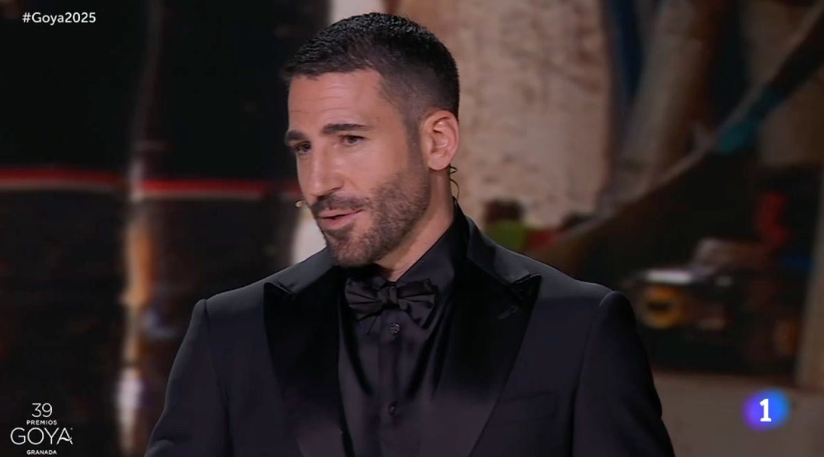💖Gracias <a href="/ma_silvestre/">MiguelAngelSilvestre</a> por darle voz y recordatorio a todas las familias víctimas de la tragedia en Valencia 🤗 Te queremos.
<a href="/PremiosGoya/">Premios Goya</a> #Goya2025