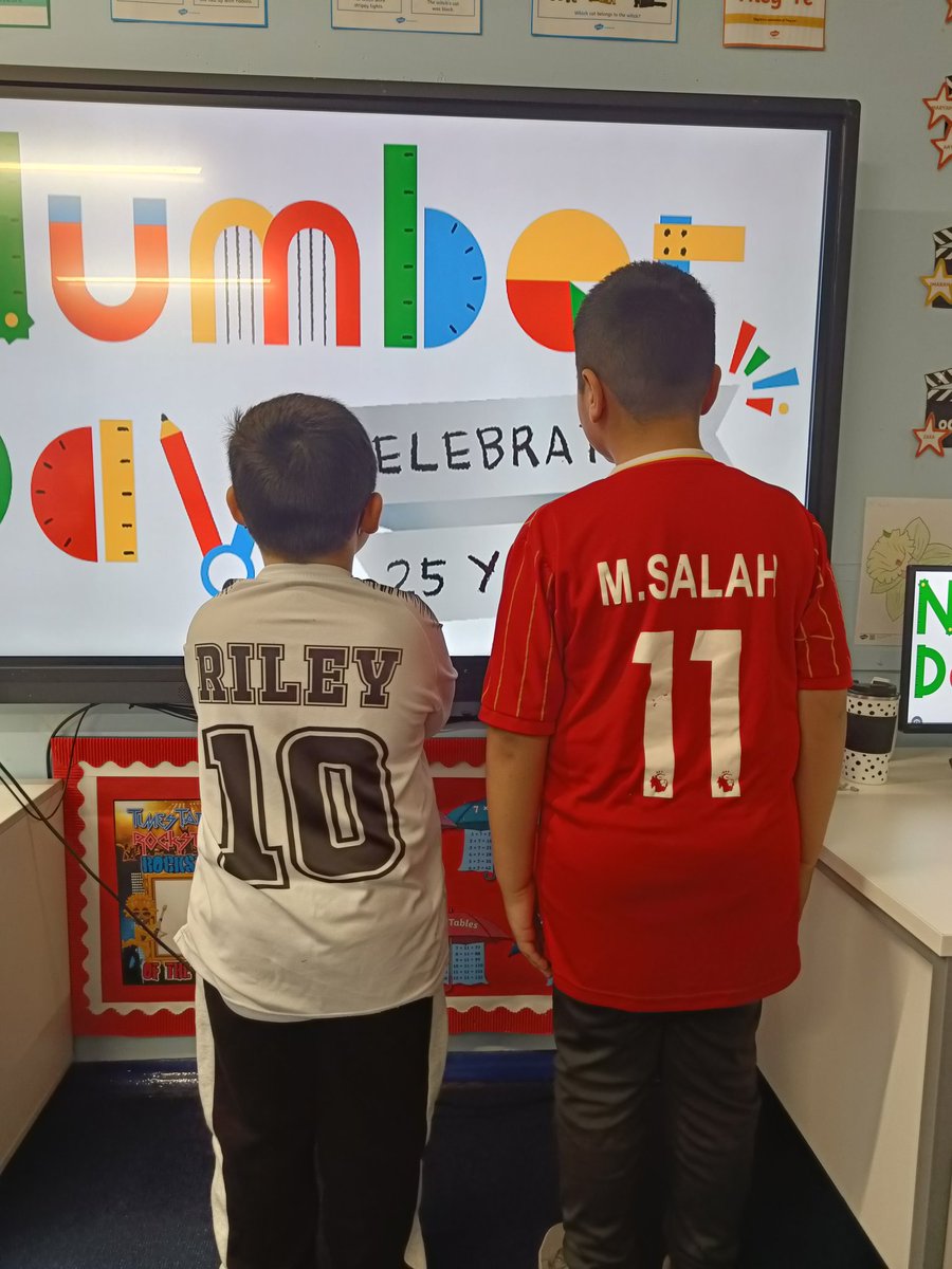MissEChadney's tweet photo. Look at our amazing outfits to celebrate number day! #LLF4EC 🔢🎱🎲 @NSPCC @lea_forest_info @Lift_Lea_Forest @LLF_DHT @LiftSchools https://t.co/om1GwVSO8S