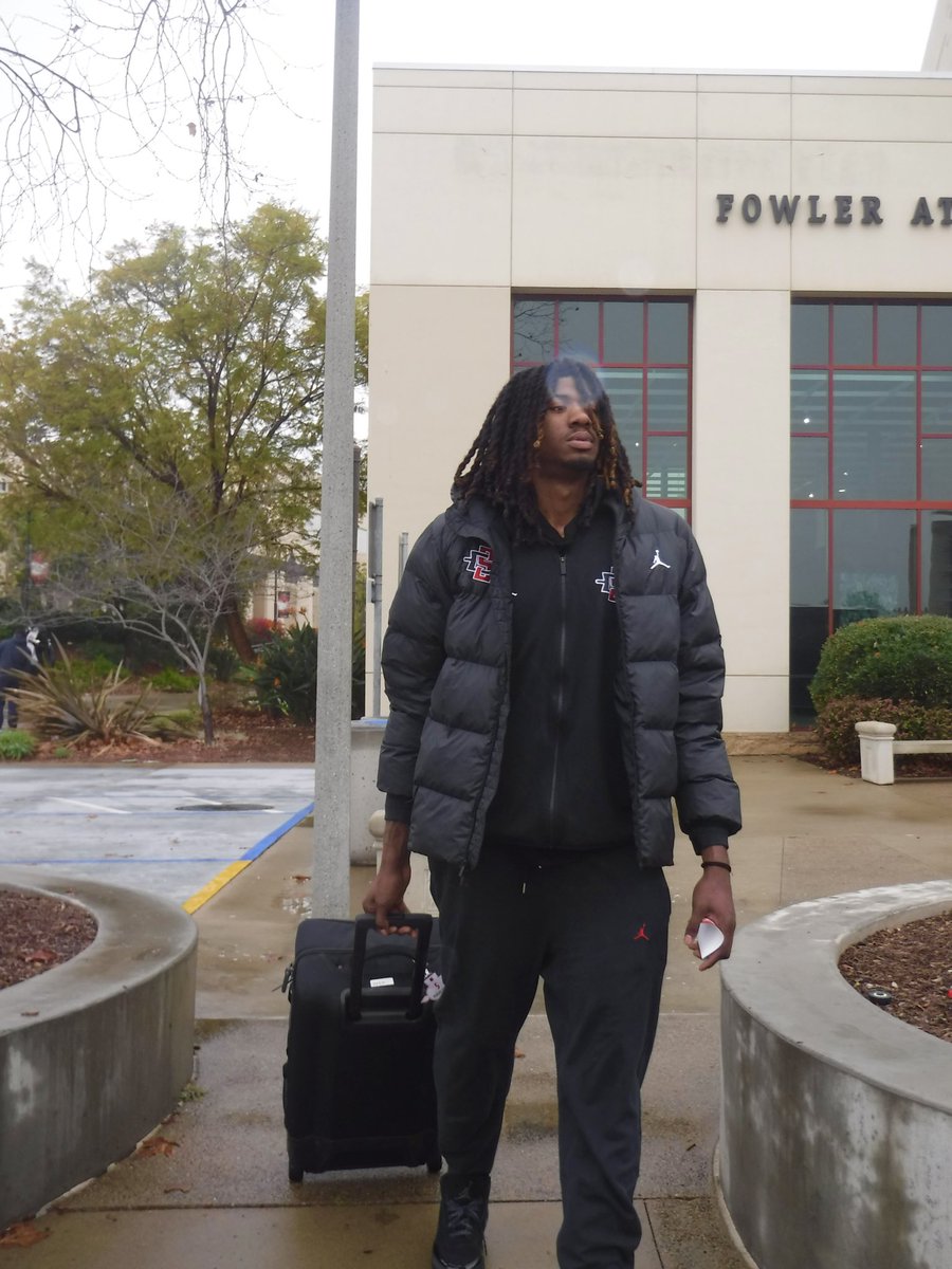 mesa_aztecs's tweet image. Aztec Game Day⚫️🔴

#MESA #AztecBasketball #SDSUMBB