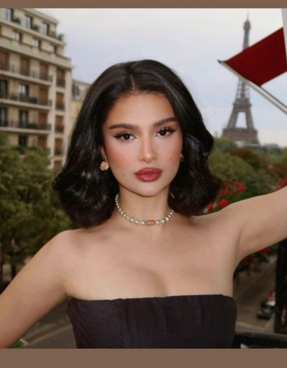 yasmin01Al's tweet photo. yeni fotograf makinemizle böyle çekimler gelmez mi?🤲 #AybükeÇangal @aybukeim https://t.co/3Ea2AOghcb