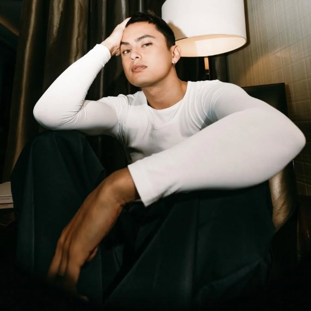 jadinefactor's tweet photo. Hi James
#JamesReid https://t.co/6SMTxNqRiV