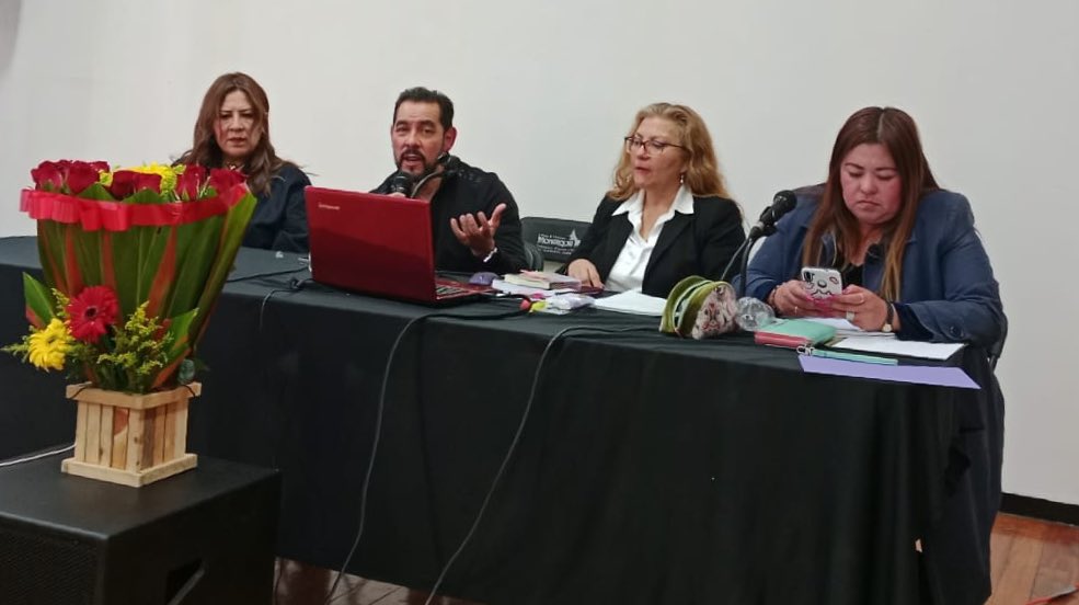 observseguridad's tweet photo. También en #Sabado los miembros del Observatorio reunidos para aprender en una Conferencia Magistral sobre procesos, denuncias. Gracias al #MuseodelPolicia por recibirnos @SSC_CDMX y gracias #MarthaEMaciel por tu profesionalismo y a #Idaly por tu trabajo https://t.co/Wz7BDATWtv