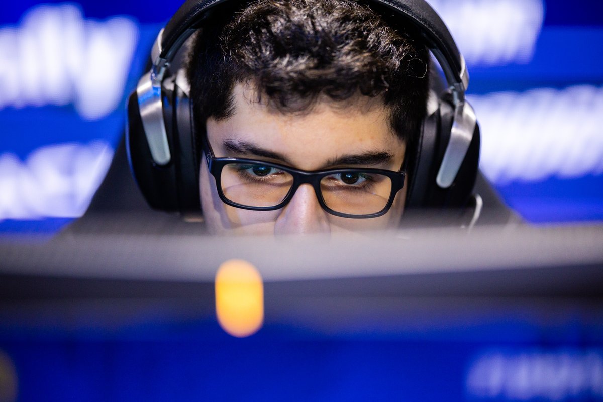 Against Complexity, <a href="/Firstkiller/">SR Firstkiller</a> averaged:

654.14 Score per game
1.57 Goals per game

Insane performance 🔥