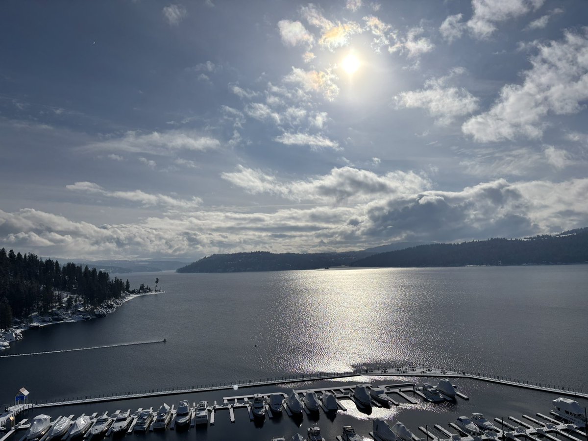 Thomas Ford Jr (@coachtford) on Twitter photo Thanks so much to <a href="/supportVSF/">Idaho Athletic Development</a> and <a href="/Idaho_Central/">ICCU</a> for sponsoring another unbelievable NSD event on Thursday night‼️ 
Shout out to the folks at the CDA Resort for taking care of us. This view never gets old! #GoVandals #VzUp ✌️z⬆️ Thanks so much to <a href="/supportVSF/">Idaho Athletic Development</a> and <a href="/Idaho_Central/">ICCU</a> for sponsoring another unbelievable NSD event on Thursday night‼️ 
Shout out to the folks at the CDA Resort for taking care of us. This view never gets old! #GoVandals #VzUp ✌️z⬆️