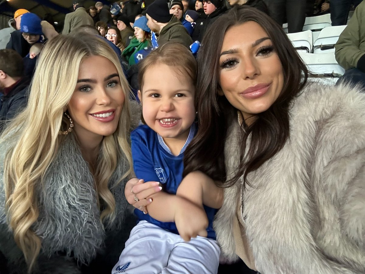 melgorstt's tweet photo. Nancys first ever match today 🥹⚽️💙 https://t.co/c6huBmo16u