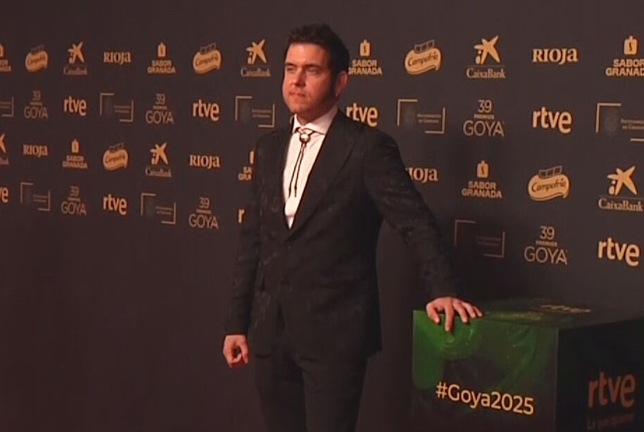 Aragón Noticias (@aragonnoticias_) on Twitter photo 🏆 Javier Macipe, mejor director novel de los <a href="/PremiosGoya/">Premios Goya</a> por 'La estrella azul'.
Su protagonista, Pepe Lorente, ha ganado en la categoría de mejor actor revelación. 🏆 Javier Macipe, mejor director novel de los <a href="/PremiosGoya/">Premios Goya</a> por 'La estrella azul'.
Su protagonista, Pepe Lorente, ha ganado en la categoría de mejor actor revelación.
