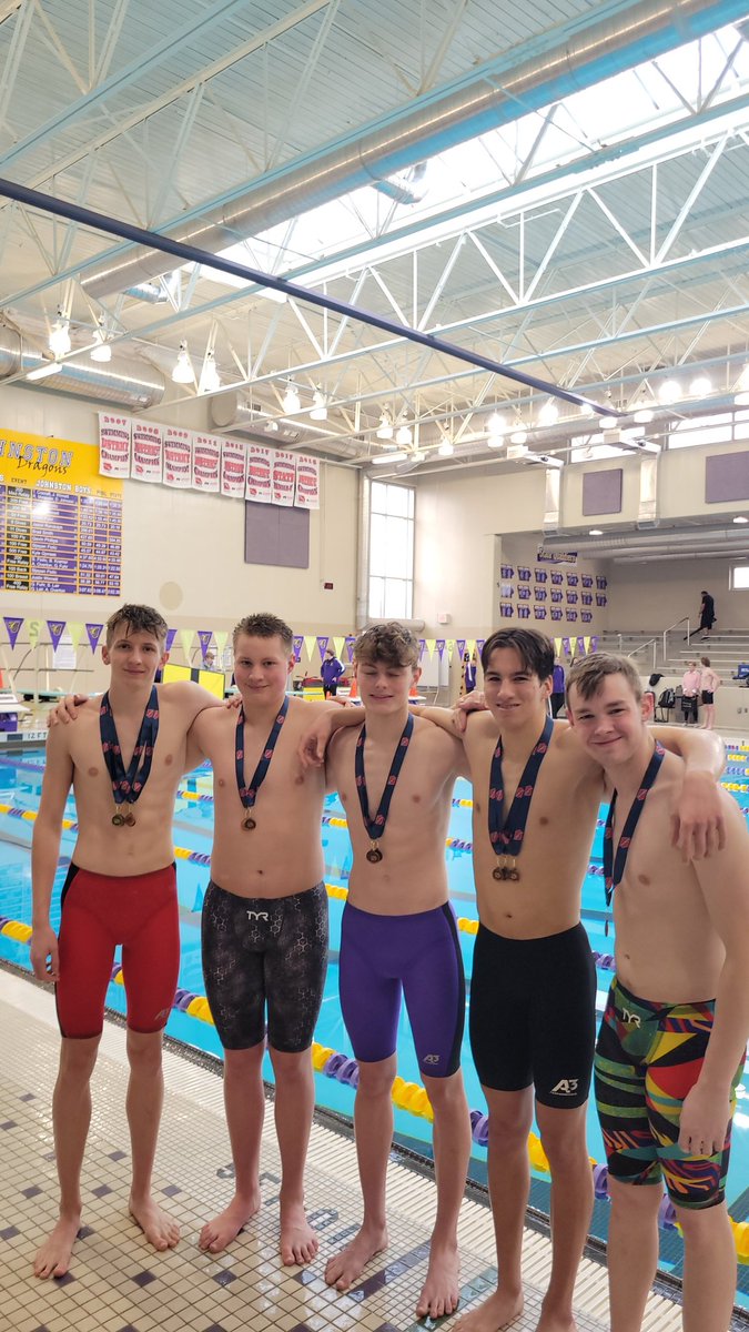 ⚠️ Tigers qualify all 3 relays and Wyatt is heading into the state meet seeded 3rd in the 50 free! 
200 Med - 19th
200 Free - 18th
400 Free - 18th