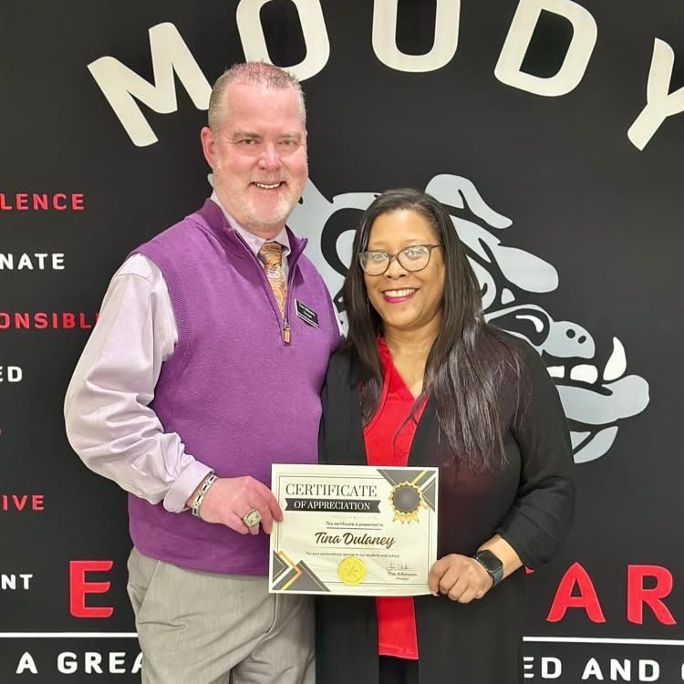 Tina Dulaney, Moody Elementary Counselor, was named the 2025 Southeast Arkansas Region Elementary Counselor of the Year! Congratulations, Mrs. Dulaney!!