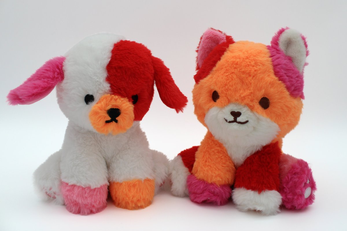 two lesbian plushie....