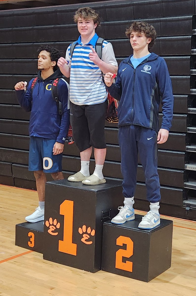 QHS Wrestling tweet media