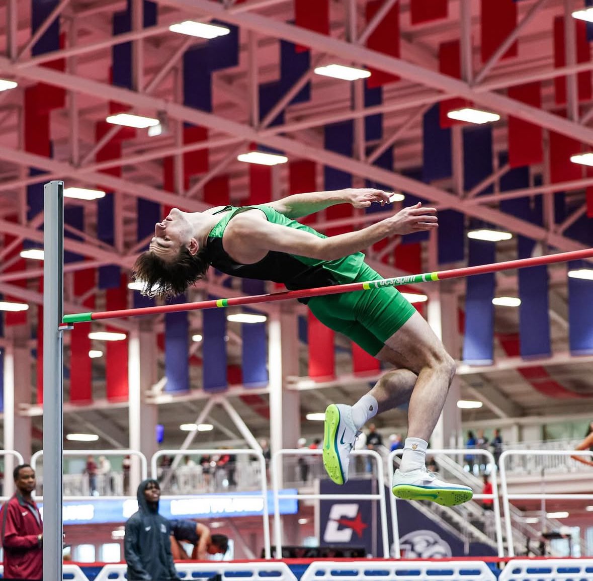 PR for Evan Weder to win Men’s High Jump at 2.01m!