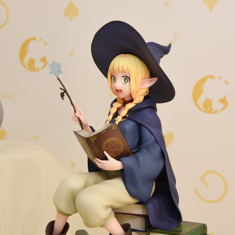 SHUT UP LOOK HOW CUTE SHE IS 
MARCILLE