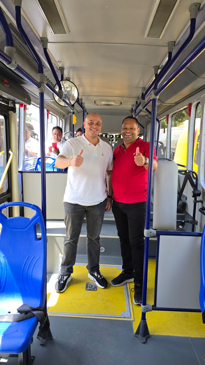 jdaga's tweet photo. Nos montamos en el mismo bus para llevar calidad de servicio a todos nuestros usuarios https://t.co/fQe8vi8RBX