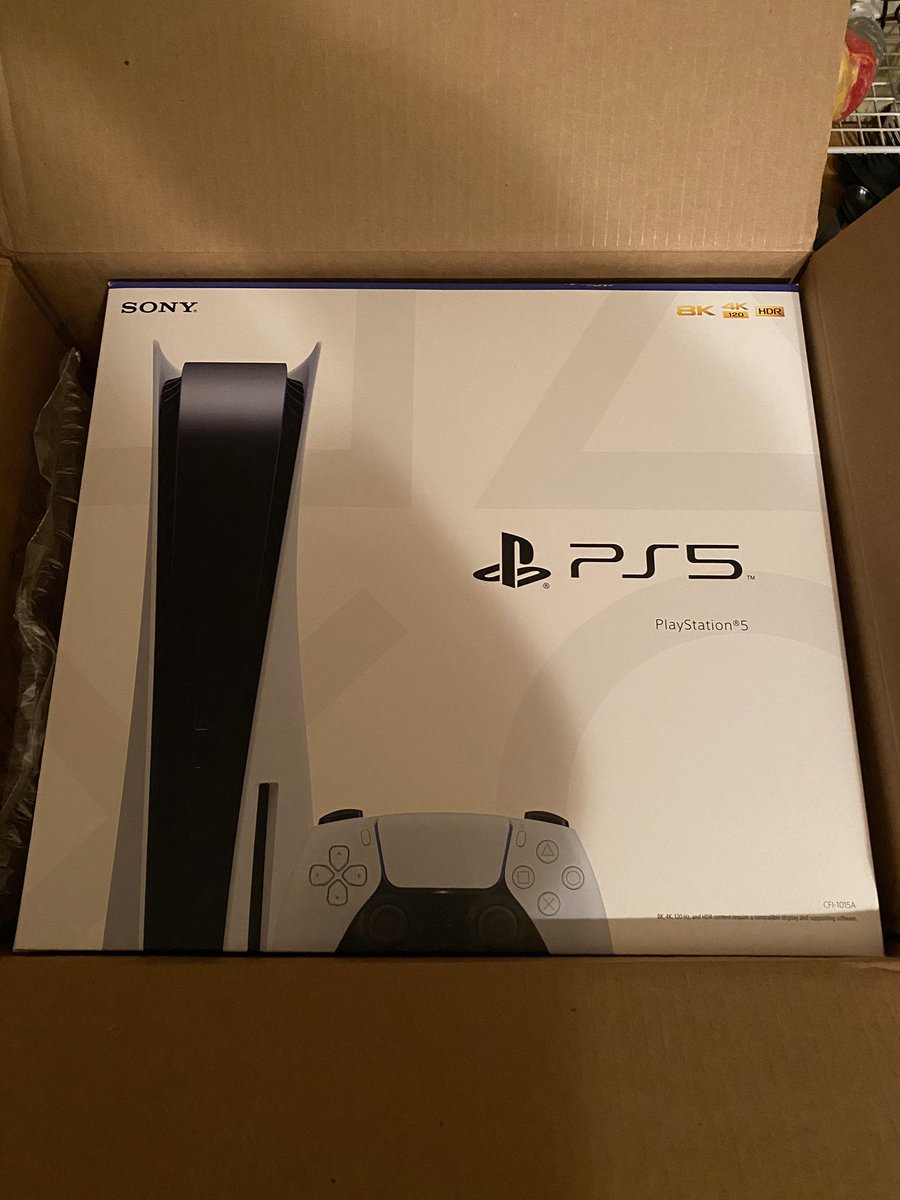 mrjeffys's tweet photo. My birthday gift from @MisskrisN00 can’t wait to play all day!! #birthday #PlayStation #birthday2025 #PlayStationNetworkDown https://t.co/RTgyHRsyhF
