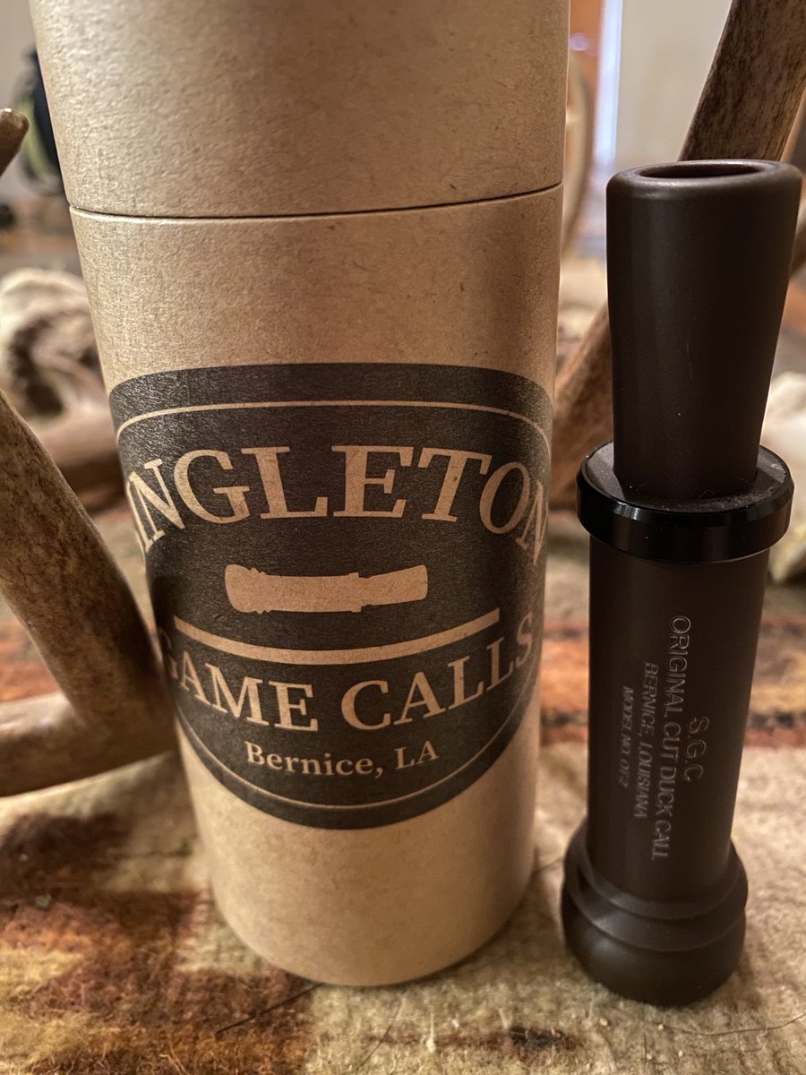 SuzieQuackers2's tweet image. Anniversary present from the Wifey! PS Olt tribute call from Singleton Game Calls in Bernice La! My first call was an Olt double! So this Single Reed is "All that and a Bag of Chips" after a little test run! The Sound of Foggy Central Valley, or Green Timber, mornings! #Hoorah