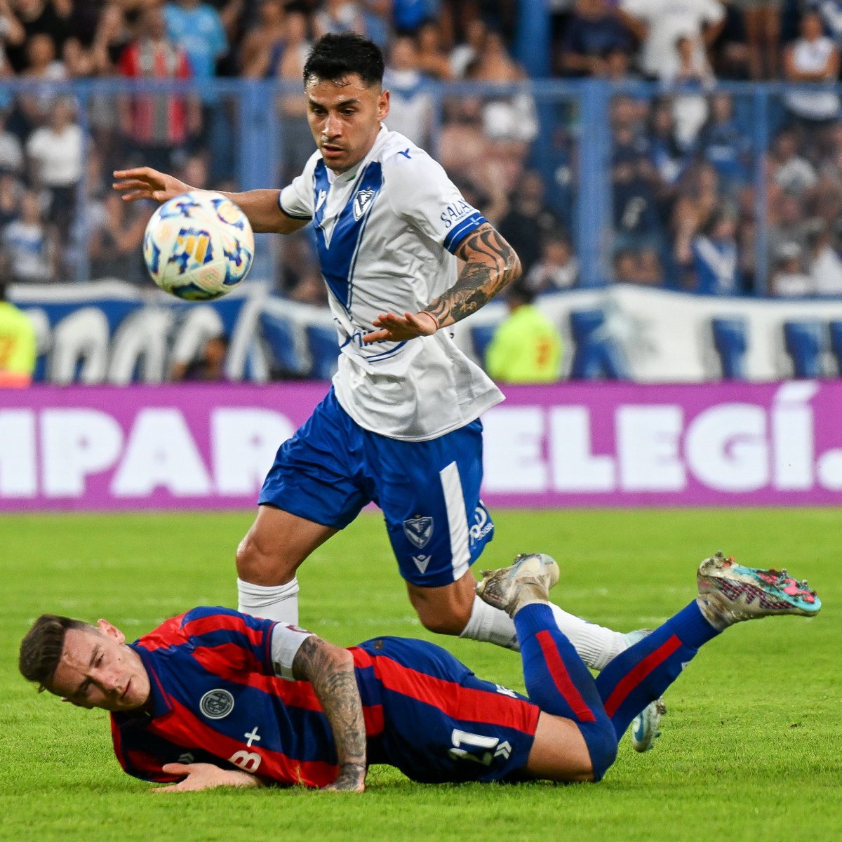 Sábado Vélez tweet media