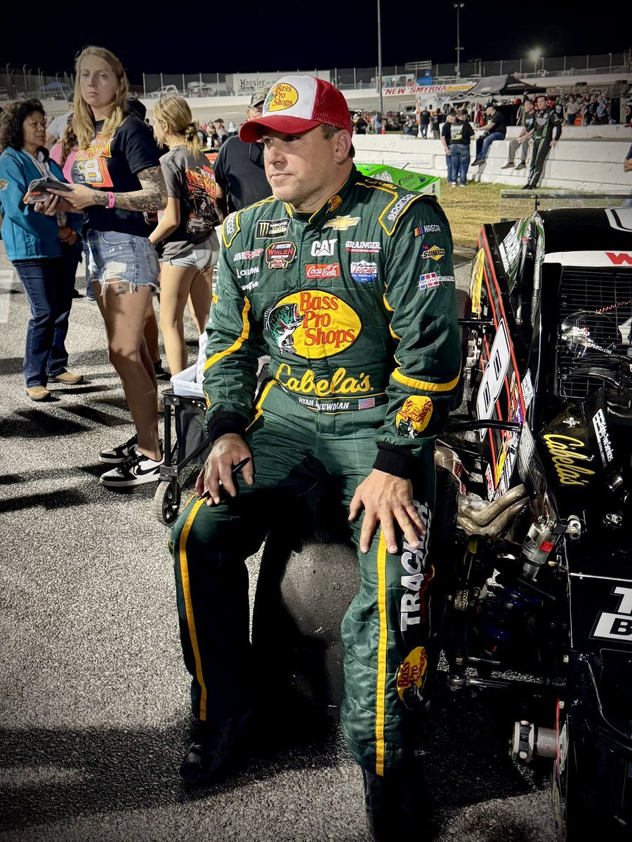 SMARTMods_'s tweet image. Two-time #SMARTMods winner in 2024, @RyanJNewman, will start 22nd tonight in the NASCAR Whelen Modified Tour race at @newsmyrnaspdwy.