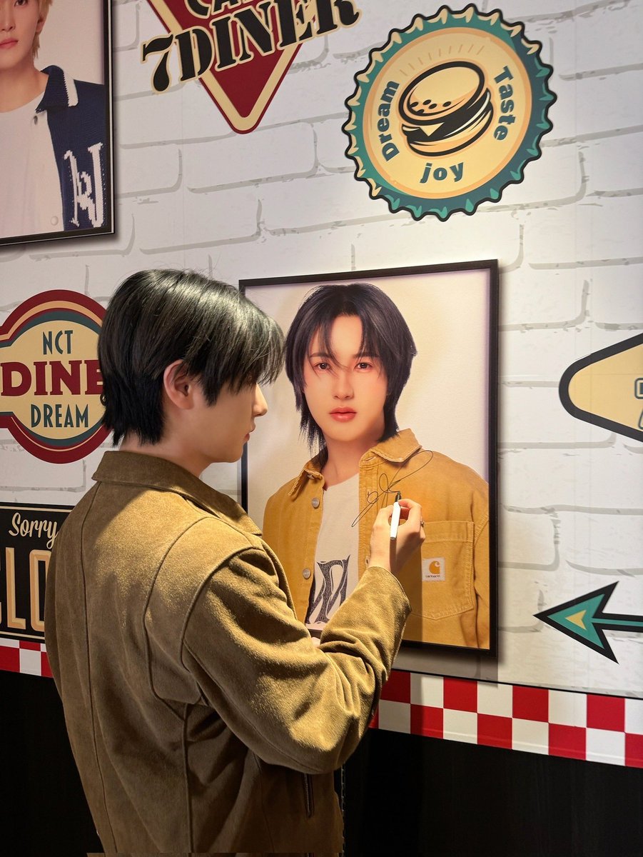 zqrenjun's tweet photo. renjun today ! https://t.co/rbjauExfZ8