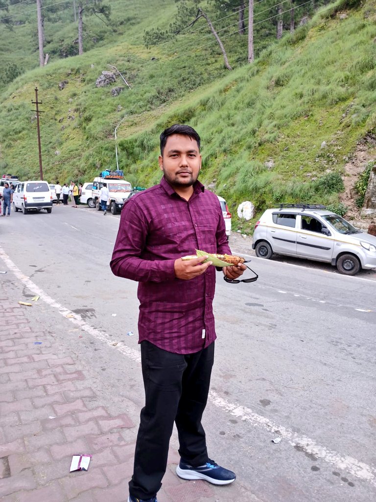 समय समय का खेल है छोटे, 
जिसका आ गया वो छा गया ।।

         || 𝗚𝗼𝗼𝗱 𝗠𝗼𝗿𝗻𝗶𝗻𝗴 𝗫 𝗙𝗿𝗶𝗲𝗻𝗱'𝘀 🌅